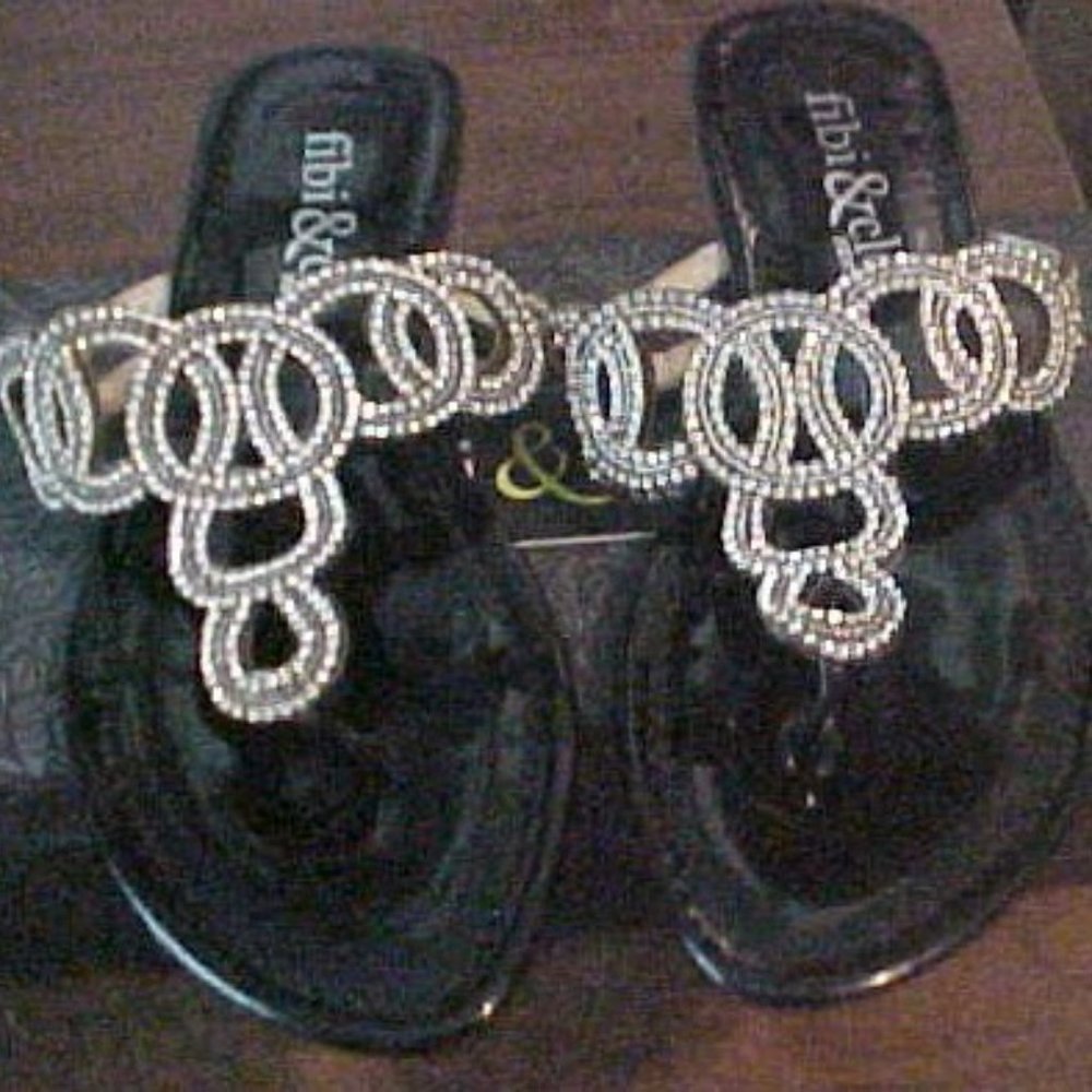 FIBI & CLO "SHE SAID YES" Black & Silver Sandal 7M